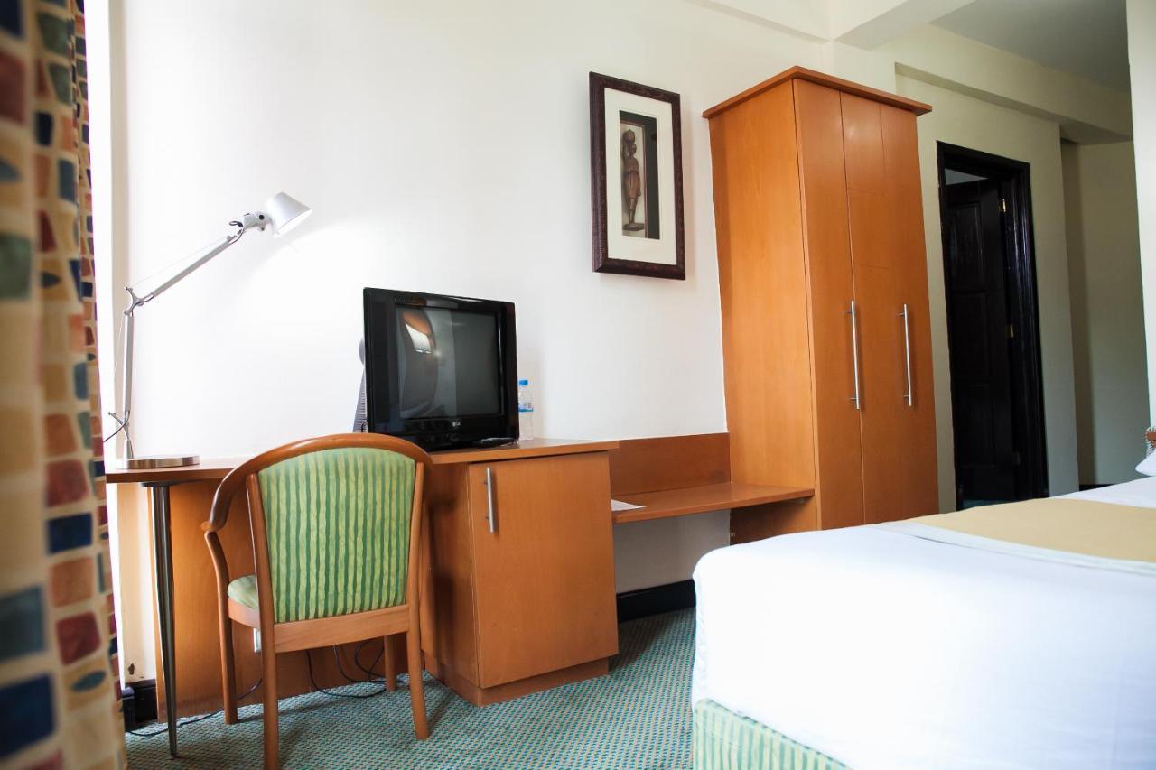 Gorillas City Centre Hotel Кигали Экстерьер фото